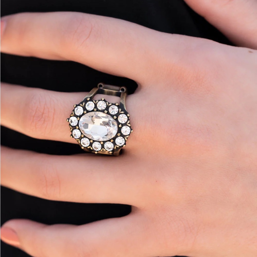 NEW Boutique Vintage Silver Diamond Rhinestone Brass Stretch Band Ring Jewelry